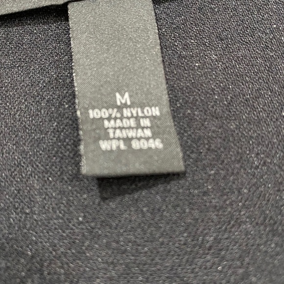 Cute fall top - Picture 3 of 6